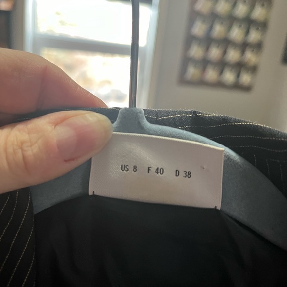 Akris Punto Stretch Darkest Blue with Gold Pinstripe Blazer - Picture 6 of 6